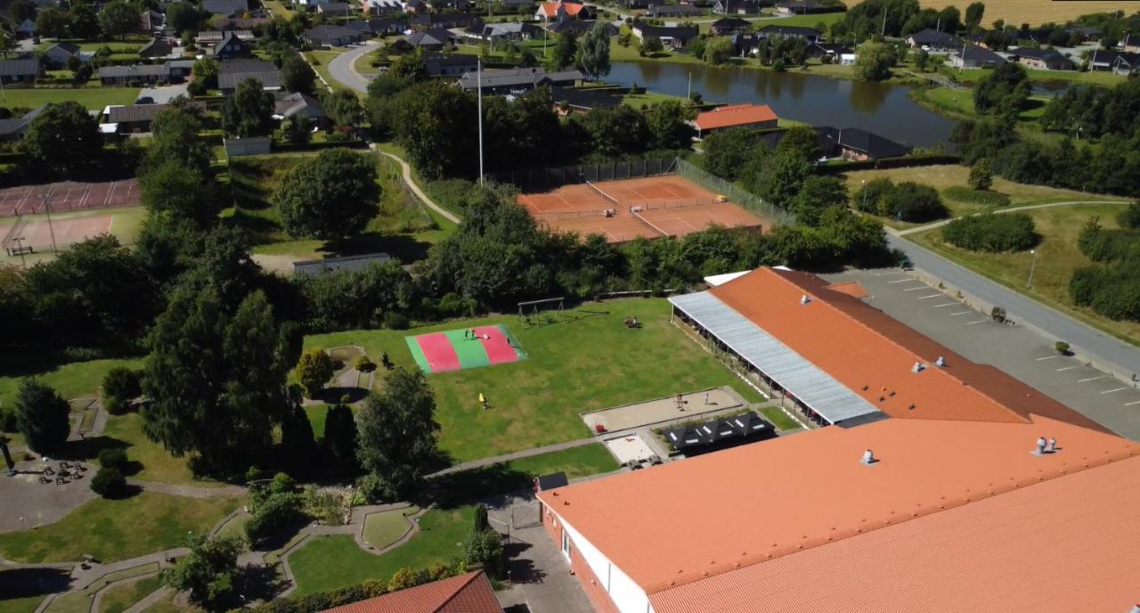 Hotel Sogarden Brørup Exteriör bild
