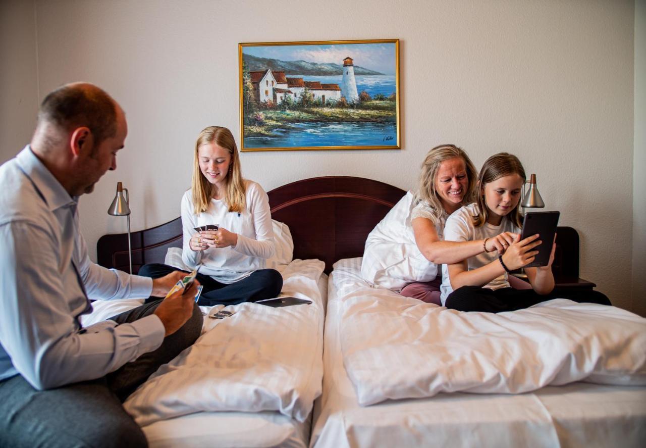 Hotel Sogarden Brørup Exteriör bild