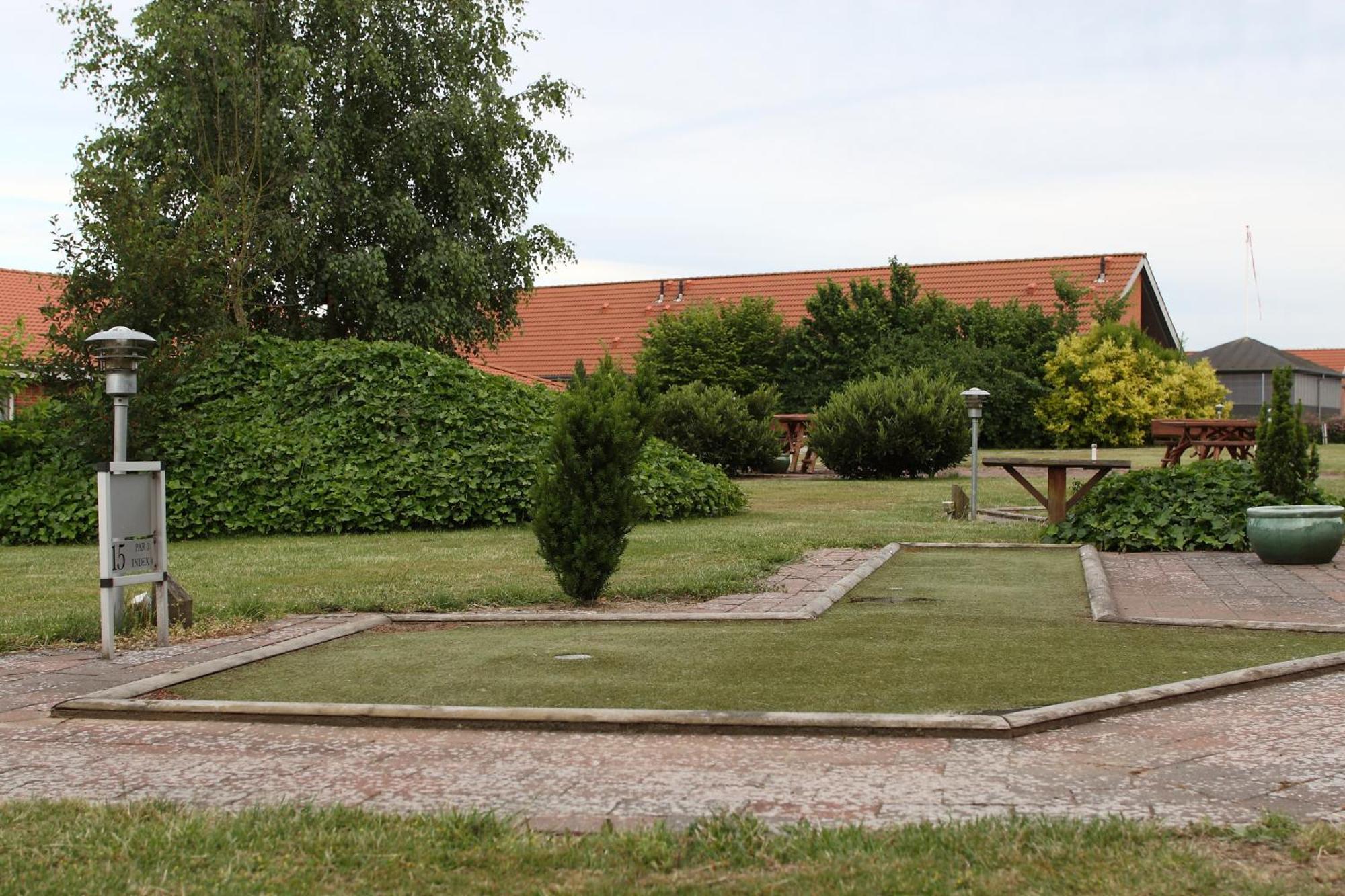 Hotel Sogarden Brørup Exteriör bild
